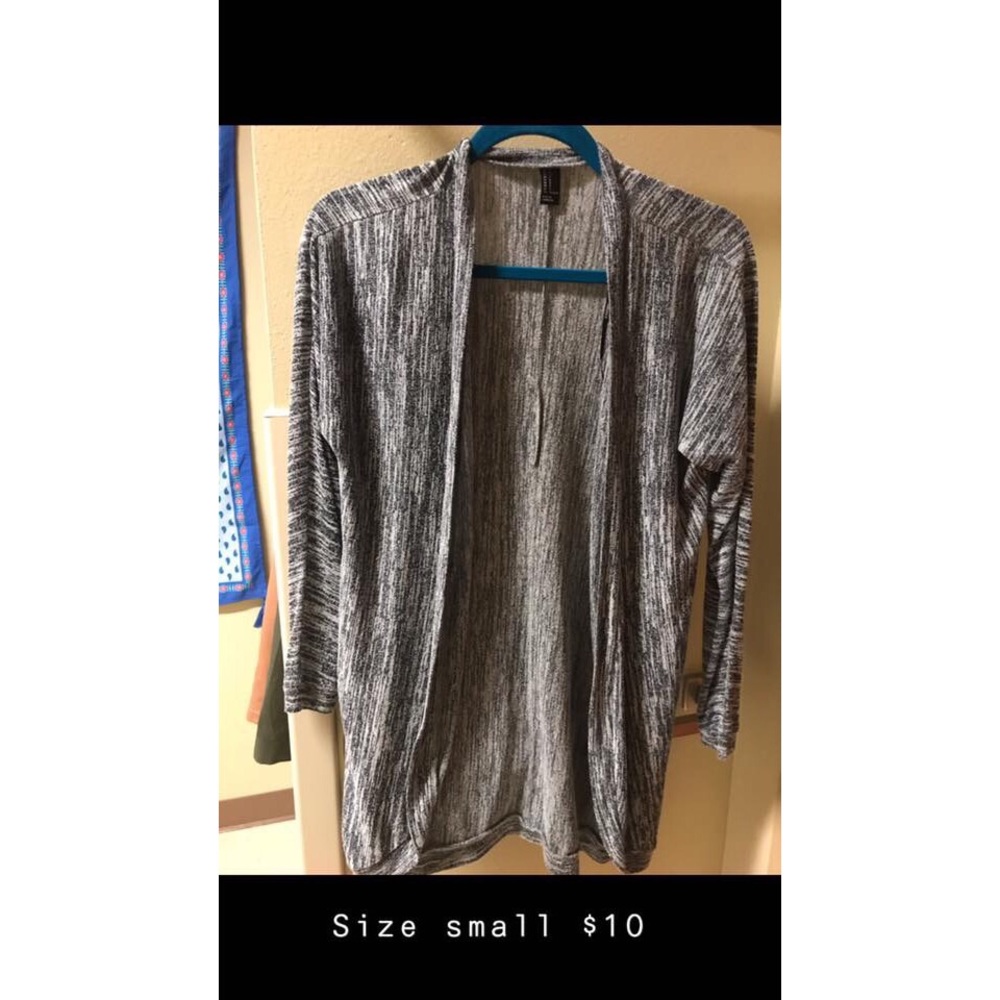 Women’s gray cover up